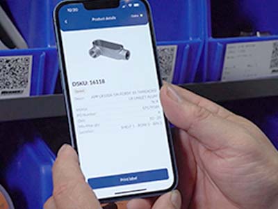 A person using their own mobile app to print labels.